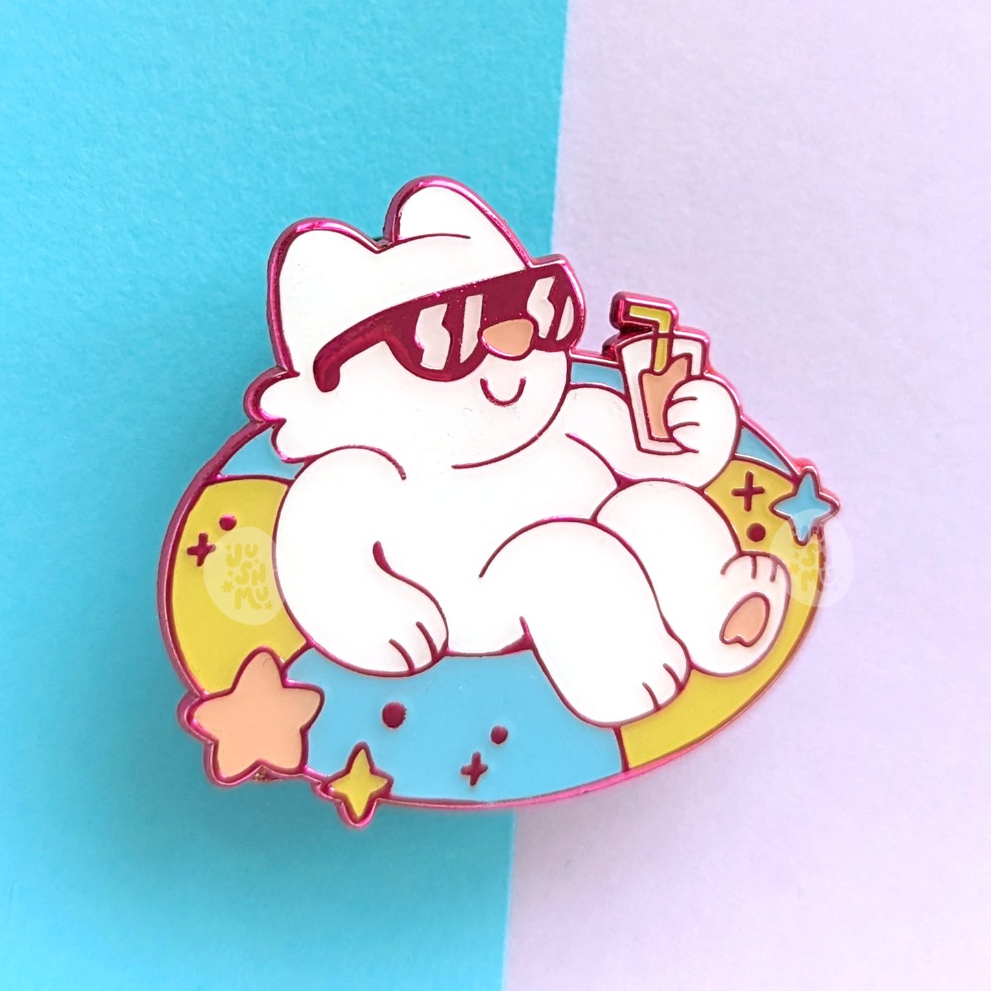 Chillin Kitten Enamel Pin